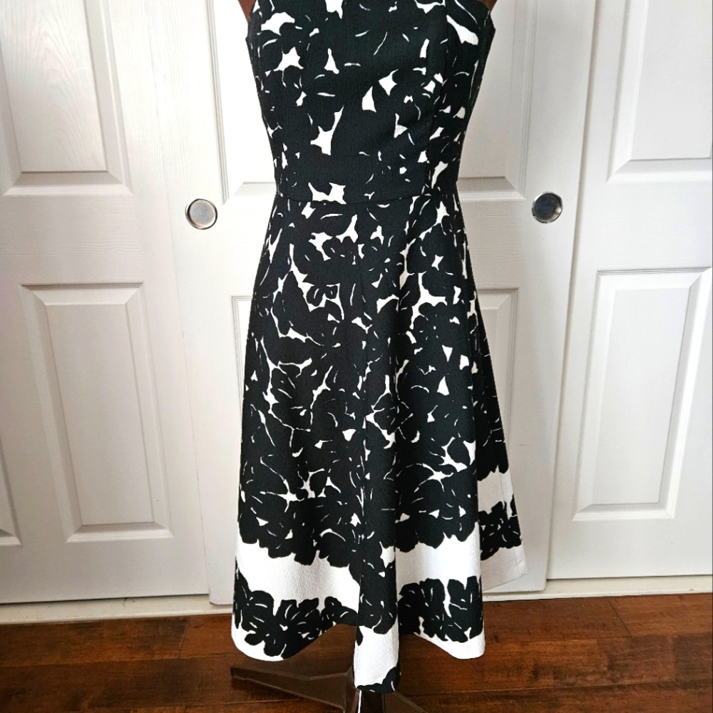 White House Black Market Strapless Dress